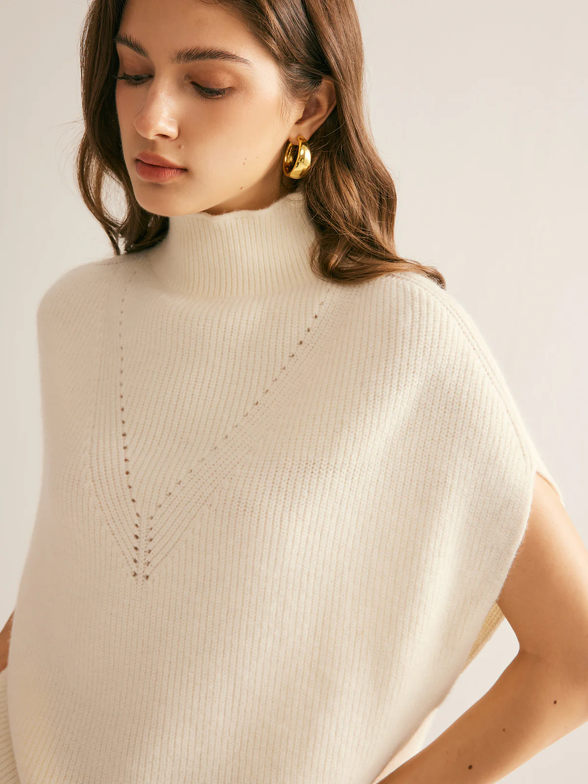 Elegant Mock Neck Sweater Vest - Image 4