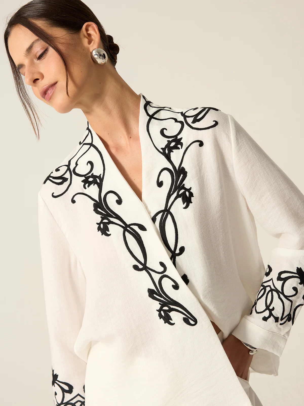 Embroidered Cotton & Linen Blouse - Image 5
