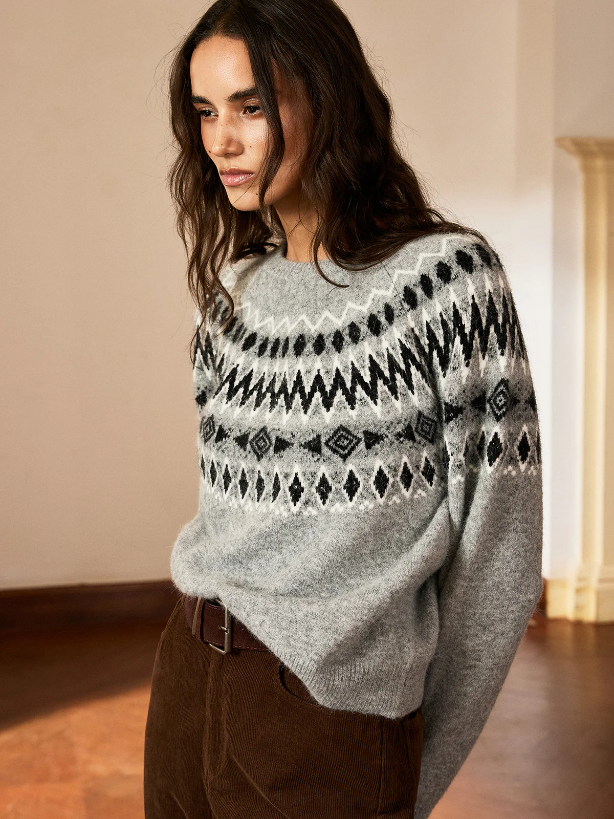 Fair Isle Pattern Crew Neck Knit Sweater - Image 4