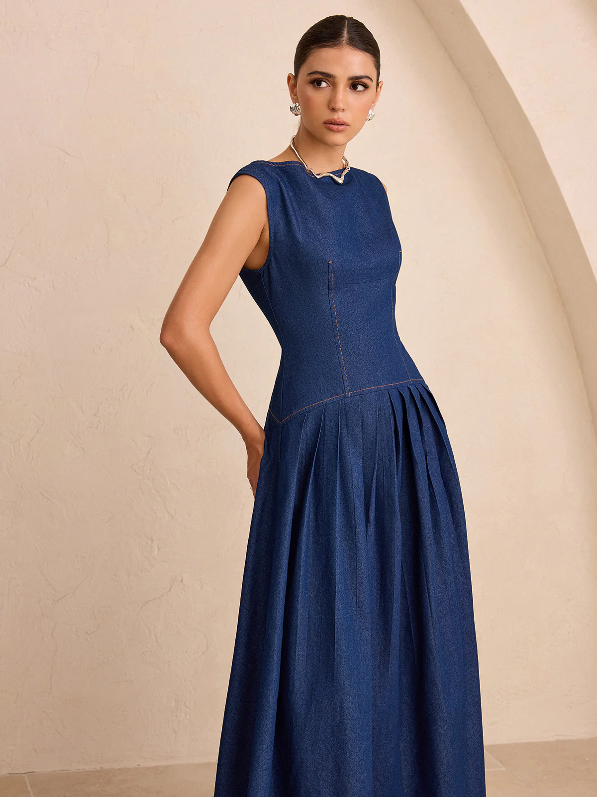 Faux Denim Sleeveless Pleated Maxi Dress - Image 5