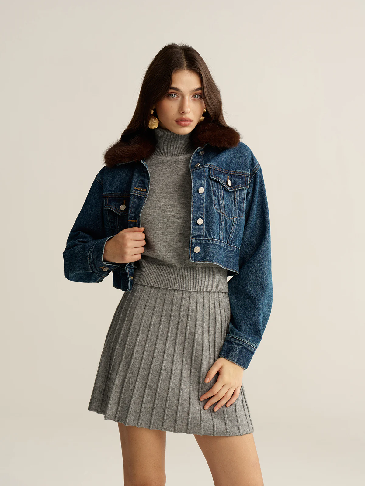 Faux Fur Collar Denim Cropped Jacket - Image 4