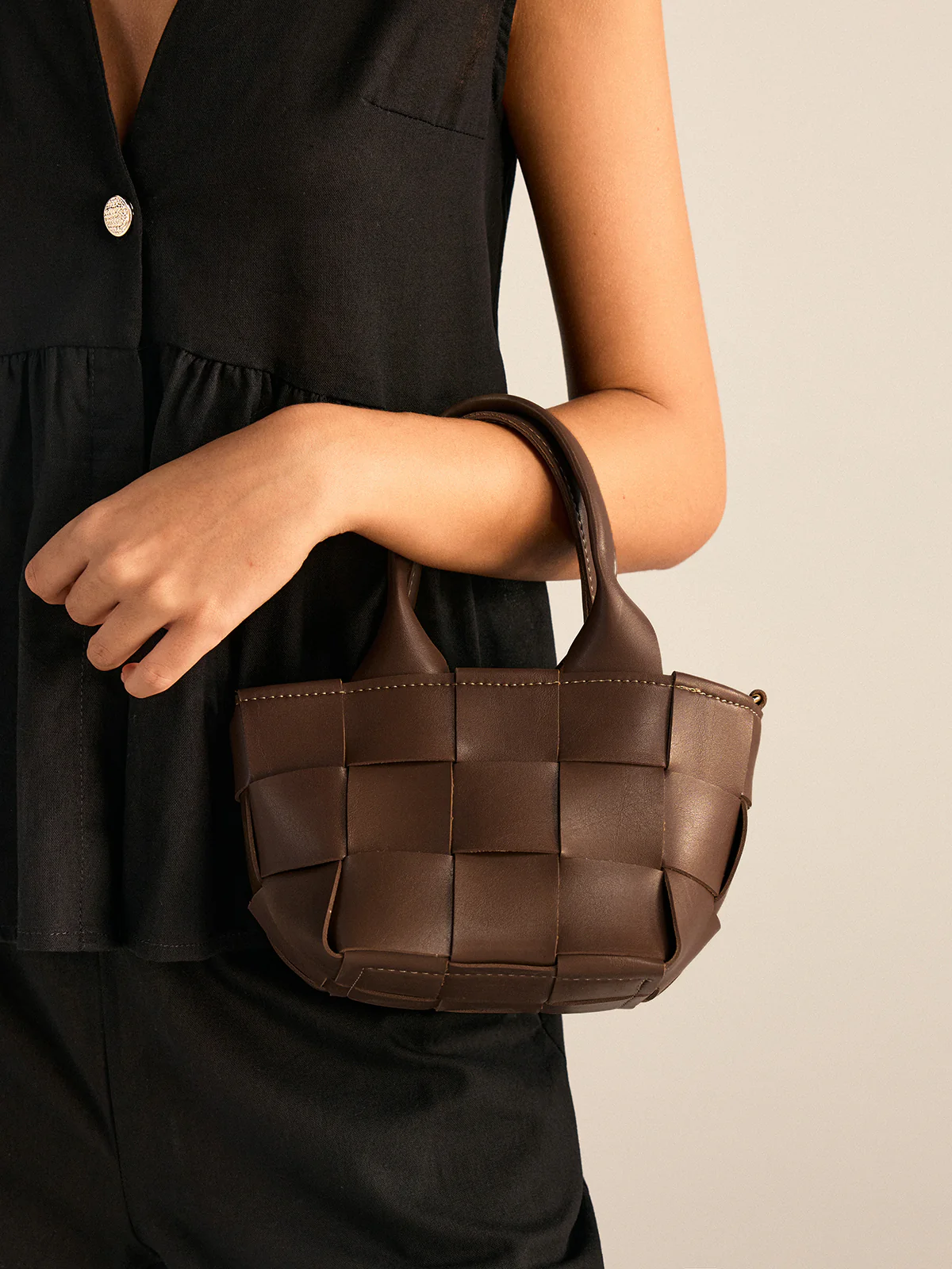 Faux Leather Woven Tote Bag - Image 5