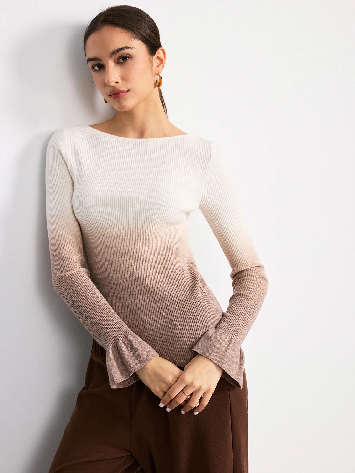 Flared Cuff Ombre Ribbed Knit Top - Image 2