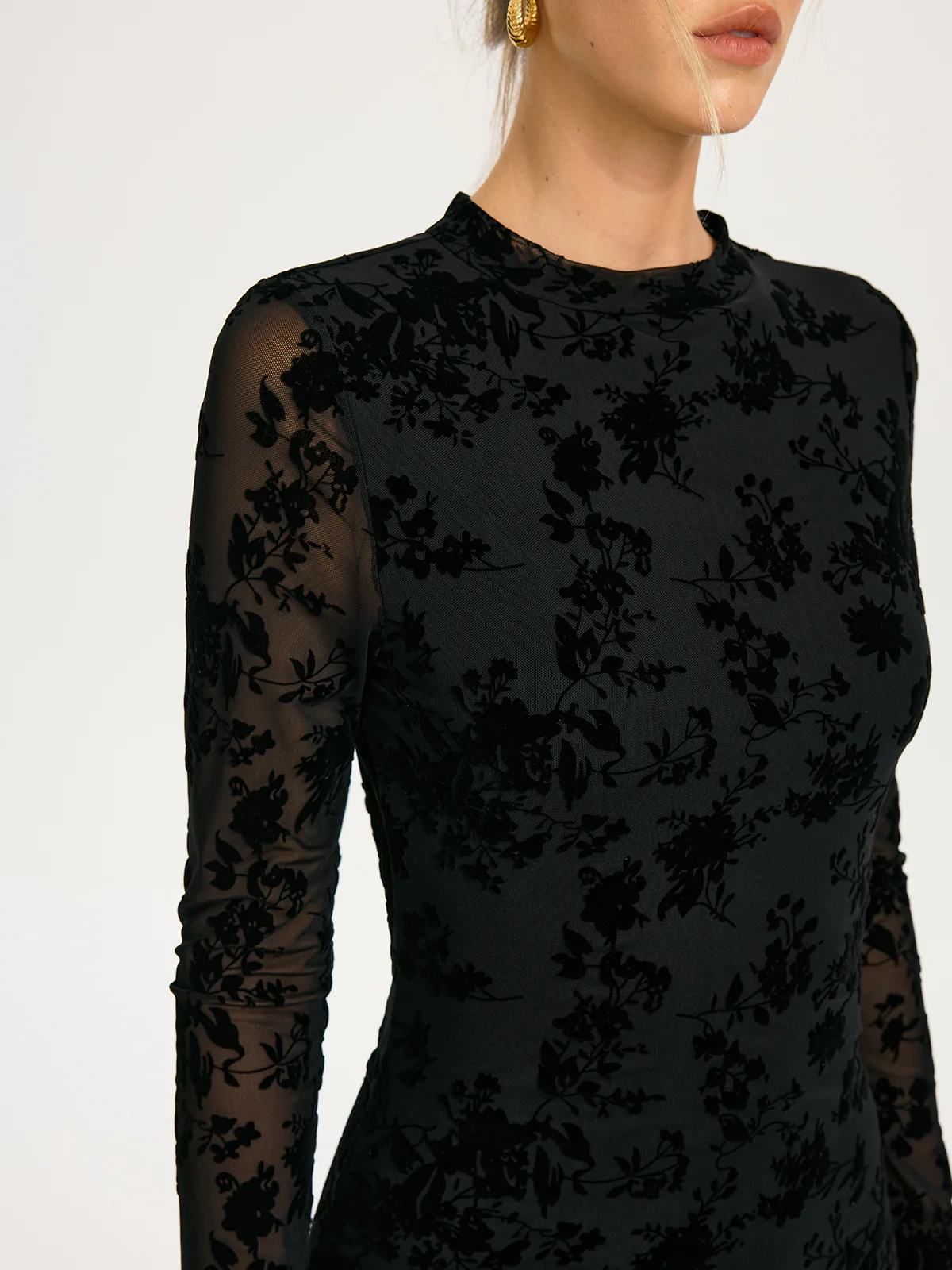 Flocked Floral Mesh Backless Mini Dress - Image 4