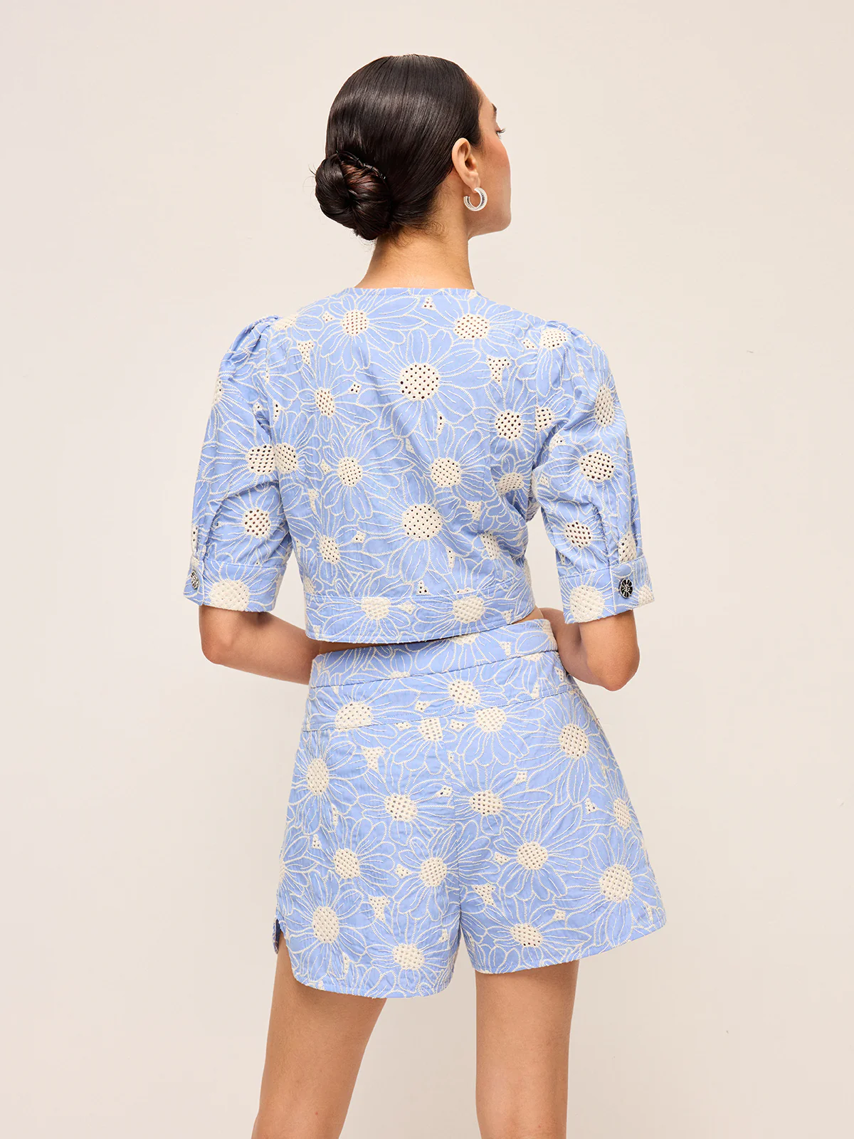 Floral Embroidered Button-Front Cropped Top - Image 7