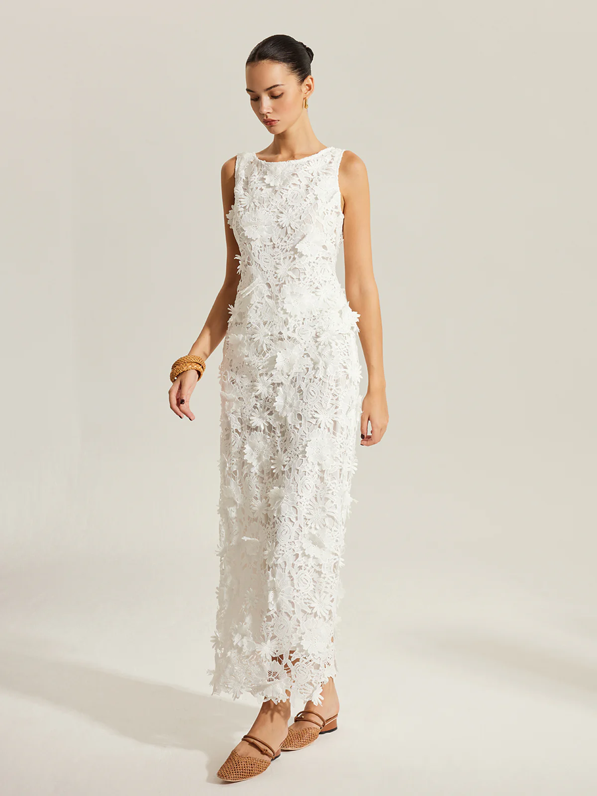 Floral Embroidered Sleeveless Lace Top - Image 3