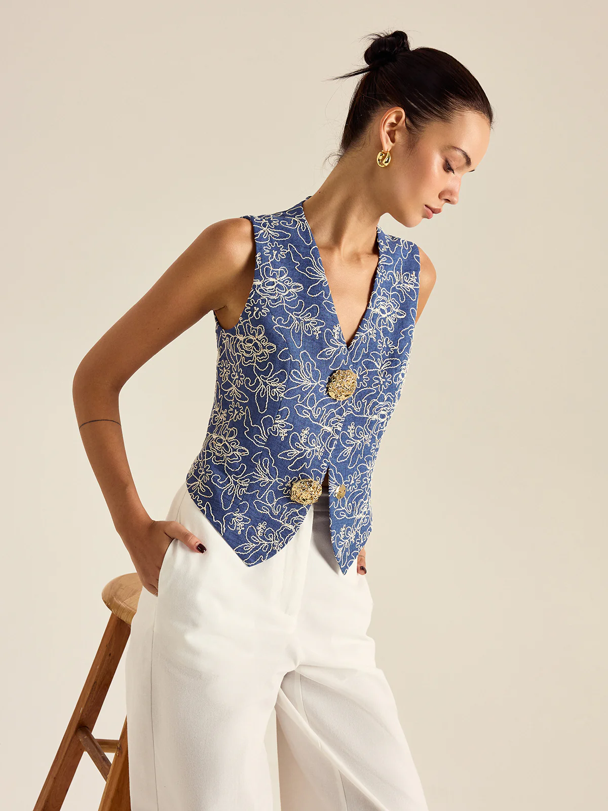 Floral Embroidered Vest - Image 3
