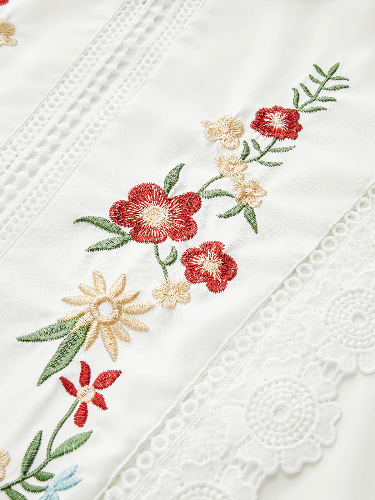 Floral Embroidery Lace Trim Sleeveless Blouse - Image 3