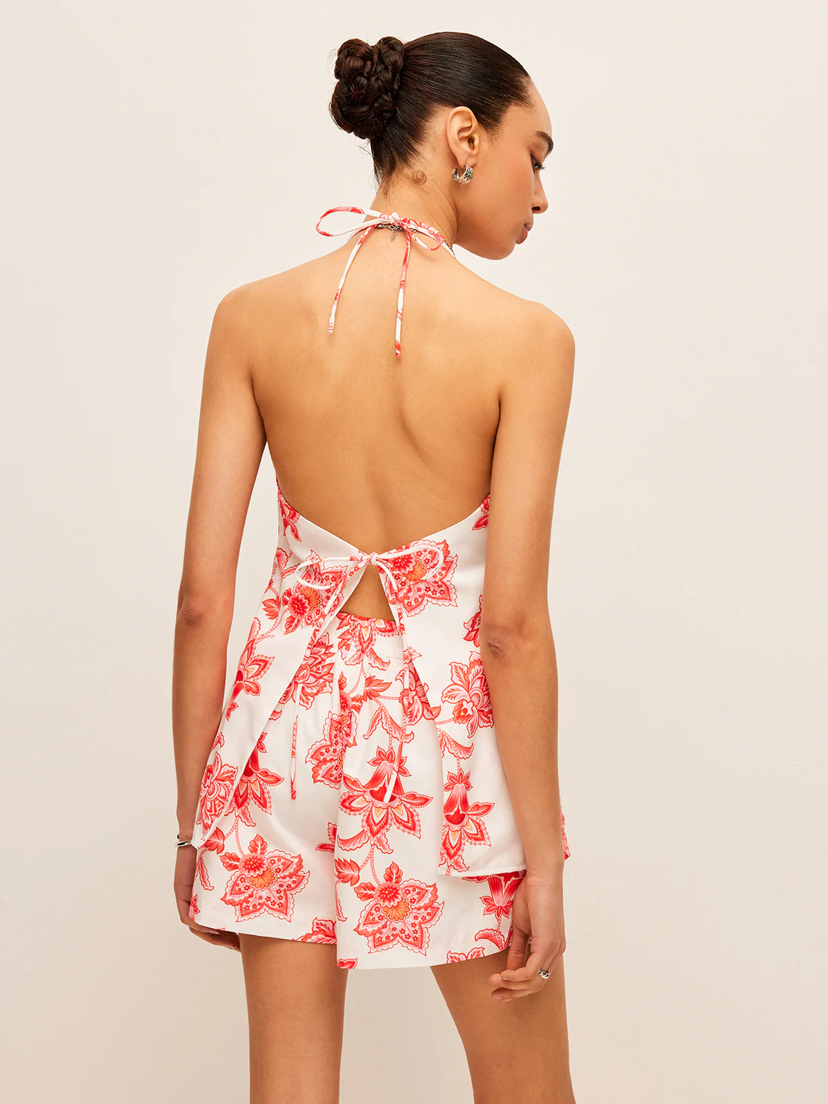Floral Halter Neck Tie-Front Shorts Set - Image 2