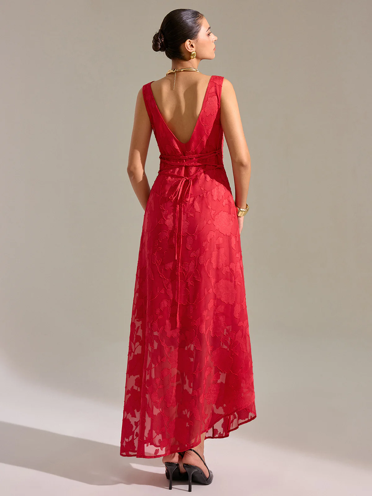 Floral Jacquard Sleeveless Maxi Dress - Image 3