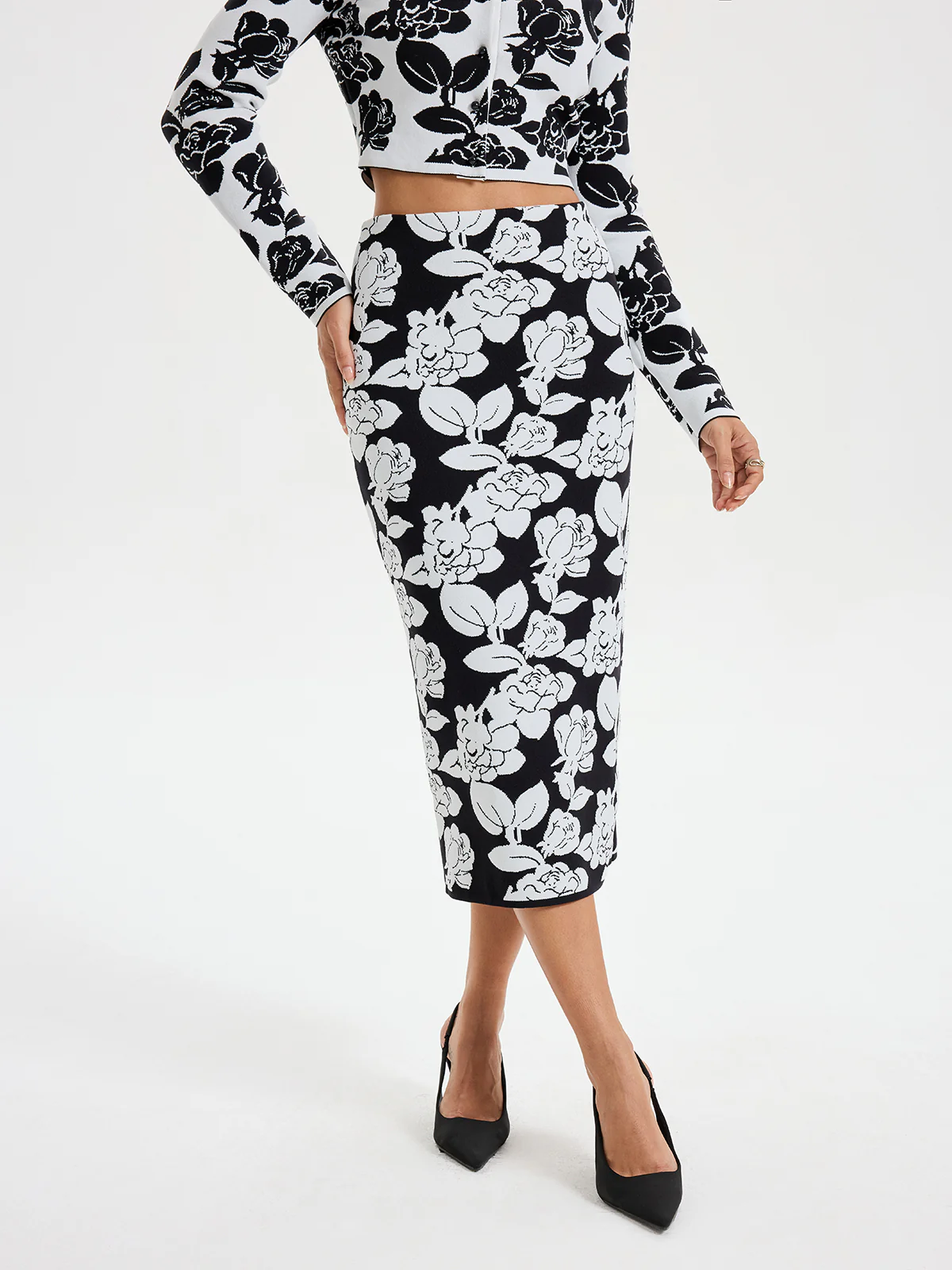 Floral Pattern Knit Midi Skirt - Image 4