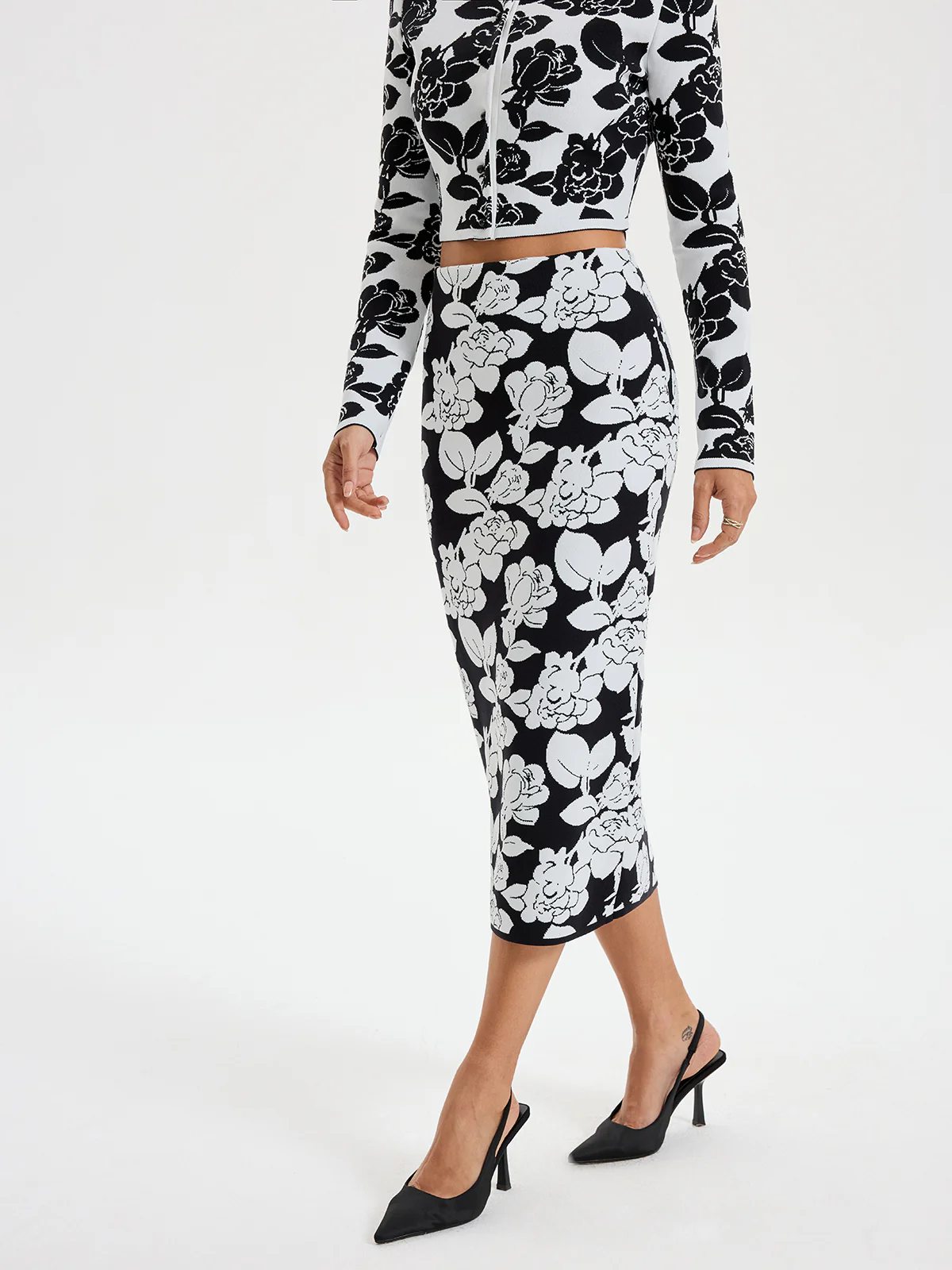 Floral Pattern Knit Midi Skirt - Image 6