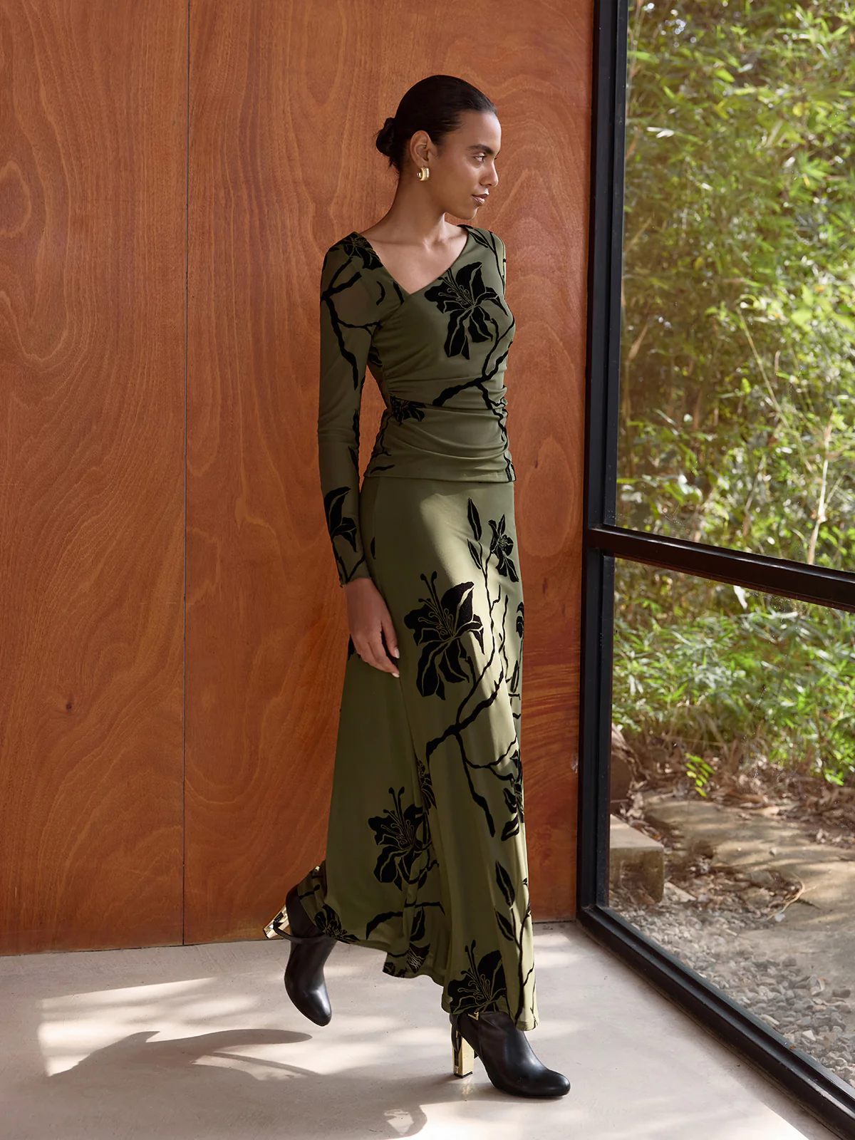Floral Print Asymmetric Neck Top & Skirt Set - Image 4