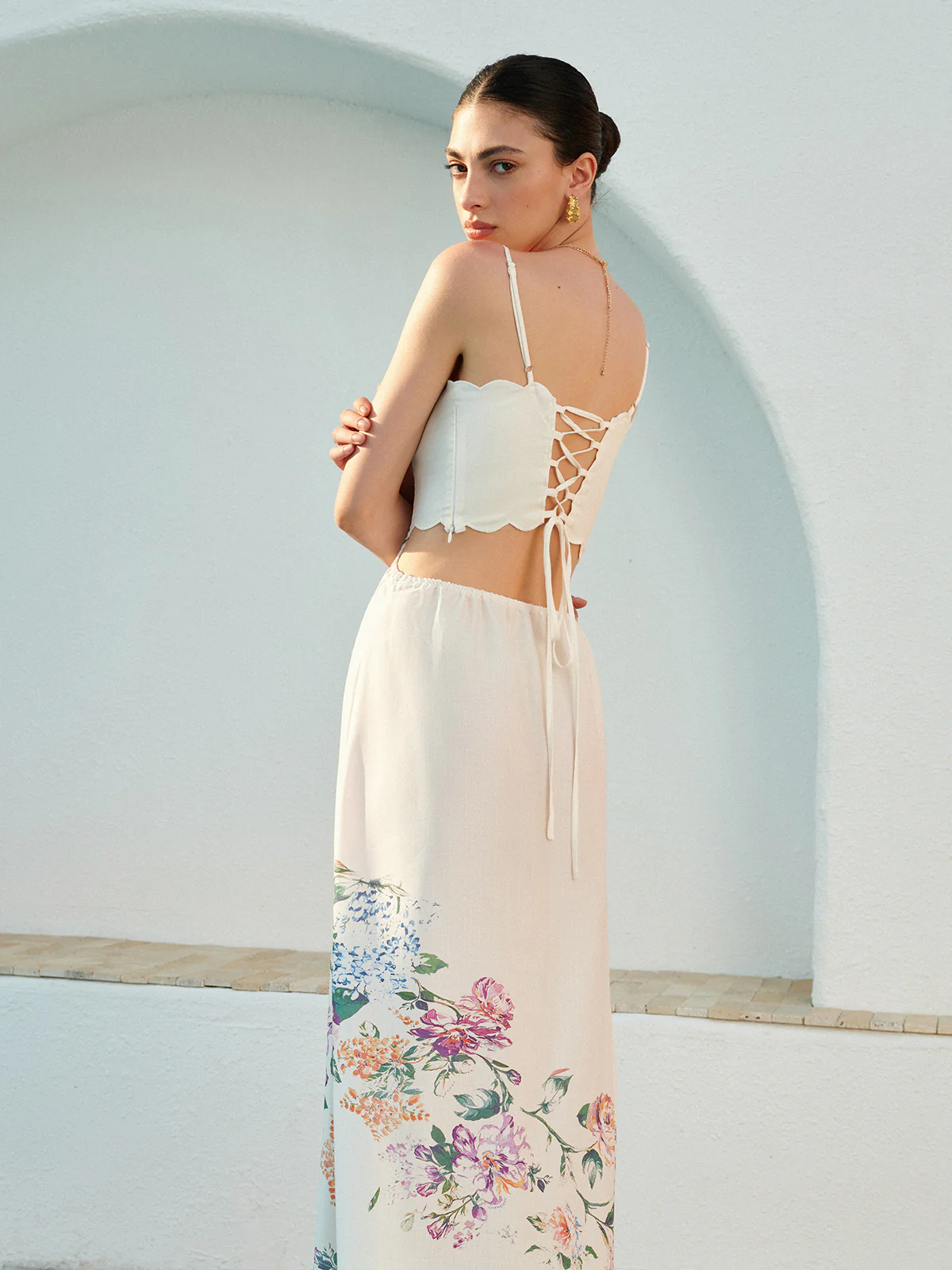 Floral Print Lace-Up Back Sleeveless Dress - Image 7