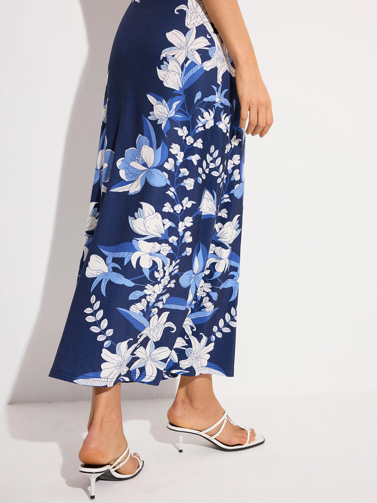 Floral Print Maxi Dress - Image 3