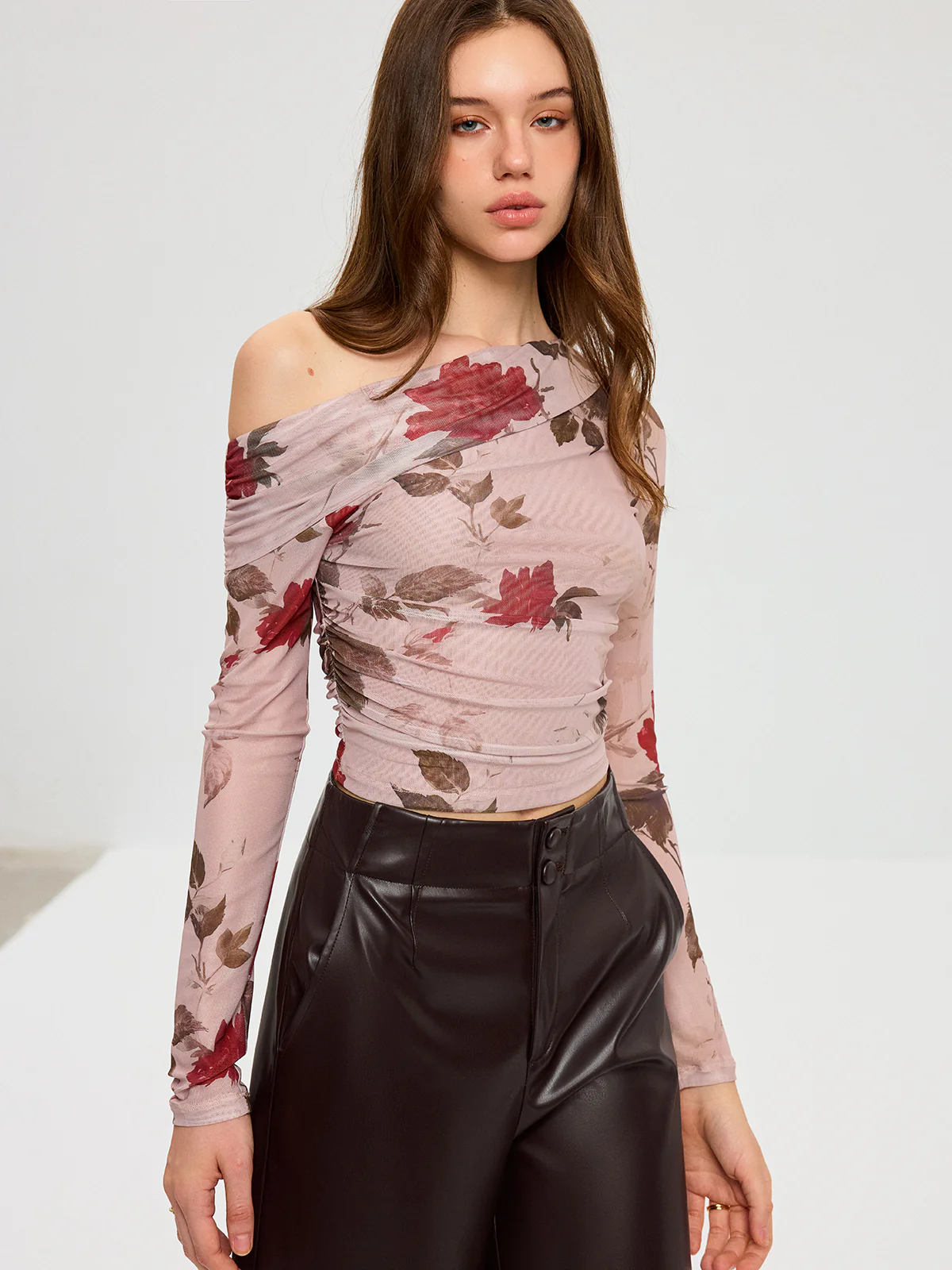 Floral Print Off-Shoulder Mesh T-Shirt - Image 4