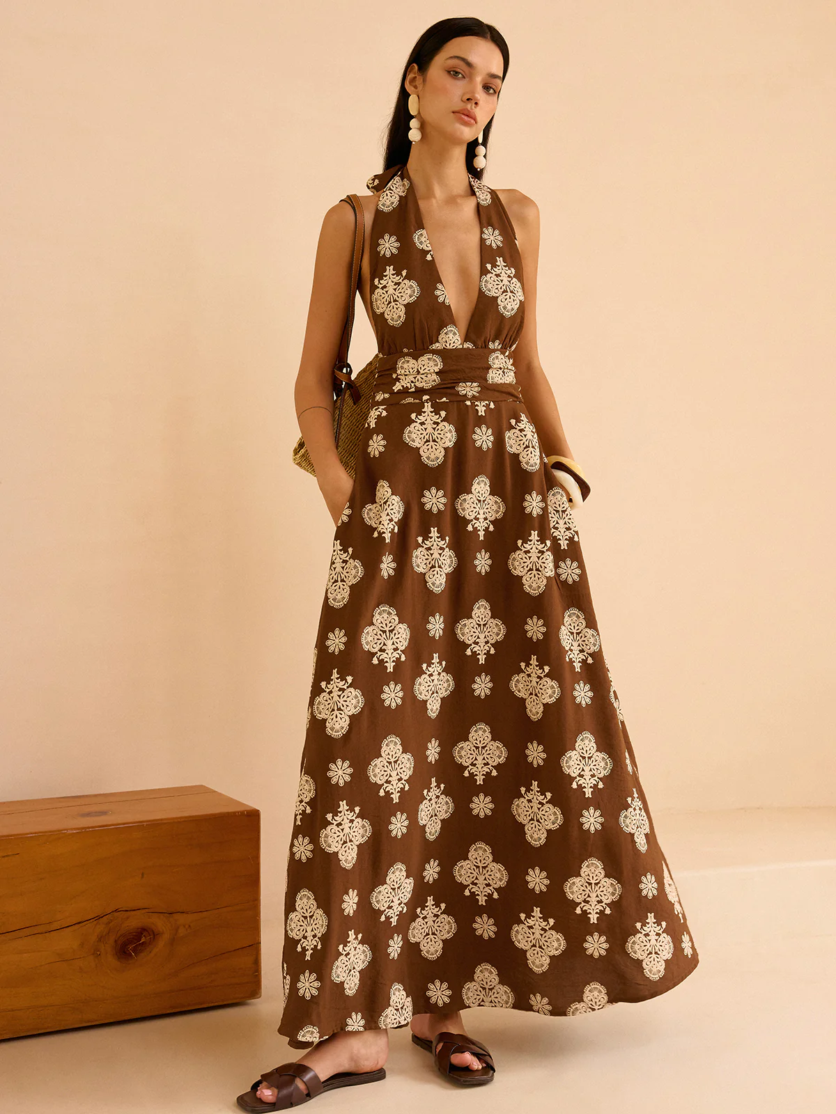 Floral Print Pocketed Halter Neck Maxi Dress - Image 2