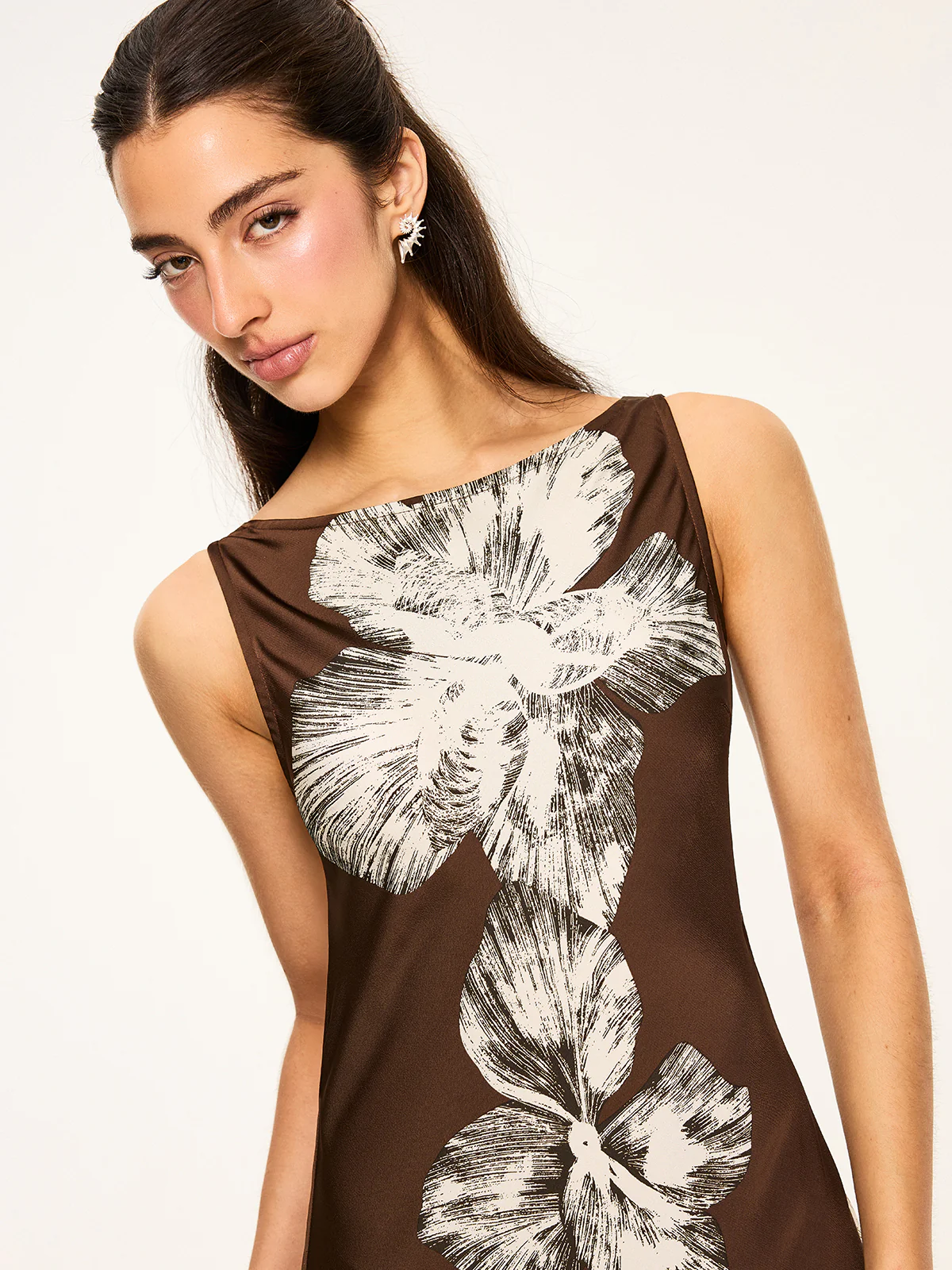 Floral Print Tied Backless Dress - Image 5