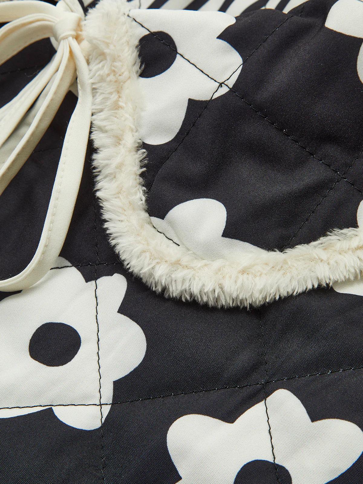 Floral Printed Lace Up Winter Coat - Image 3