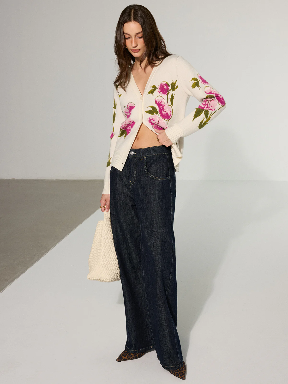 Floral V-Neck Button-Front Cardigan - Image 4