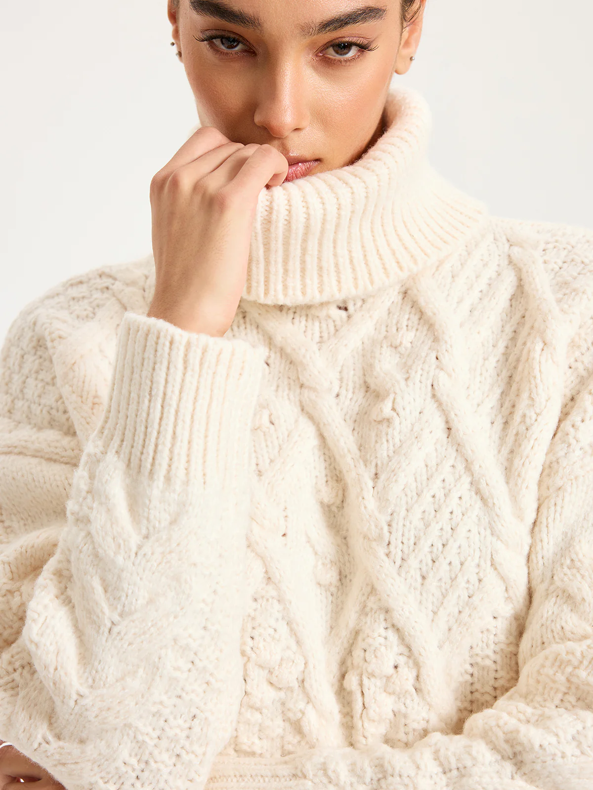 Fringe Hem Cable-Knit Turtleneck Sweater - Image 4