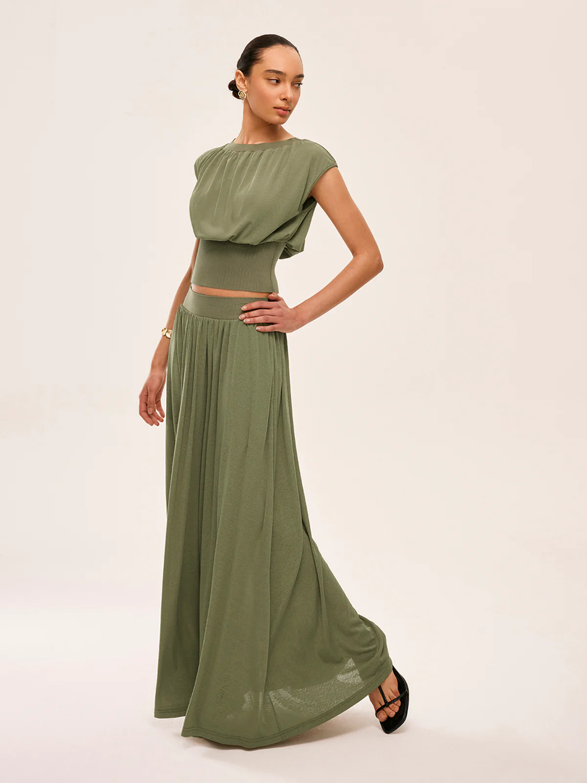 Gathered Waist Top With Flowy Skirt Set - Image 4