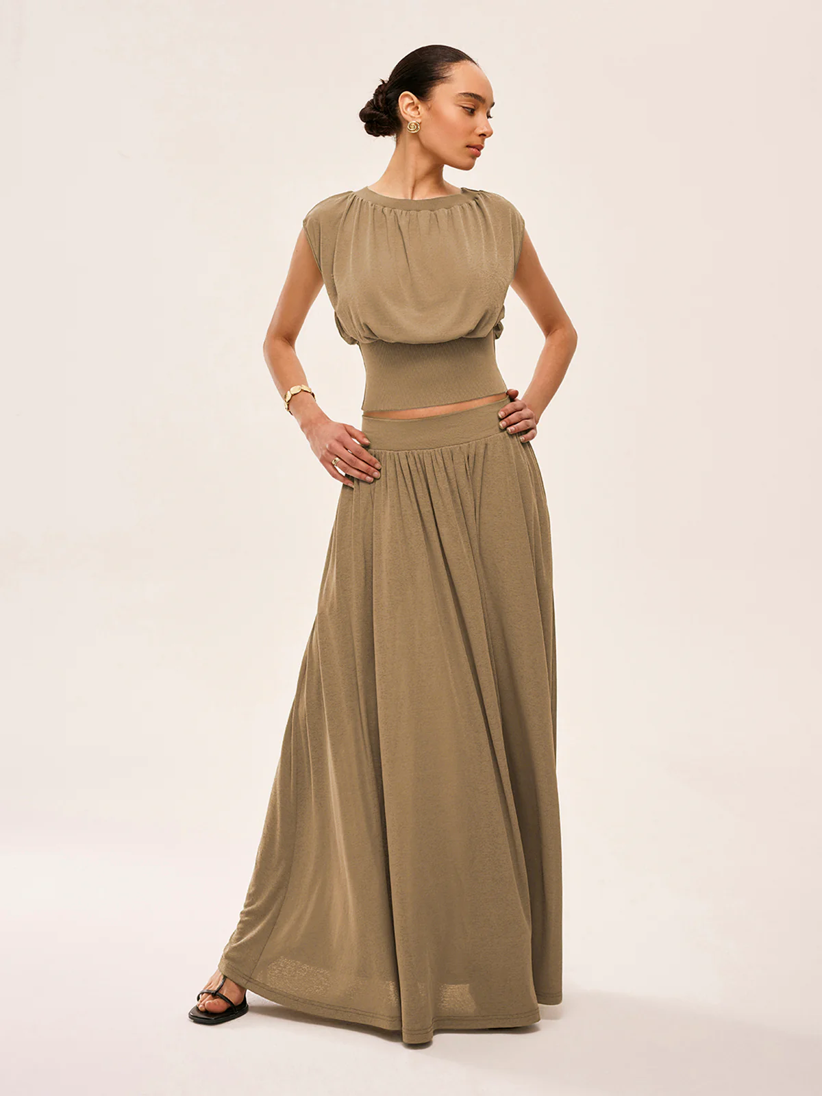 Gathered Waist Top With Flowy Skirt Set - Image 7