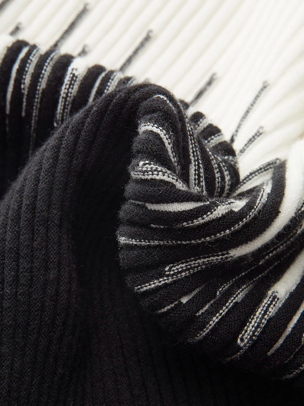 Geometric Pattern High Neck Sweater - Image 4