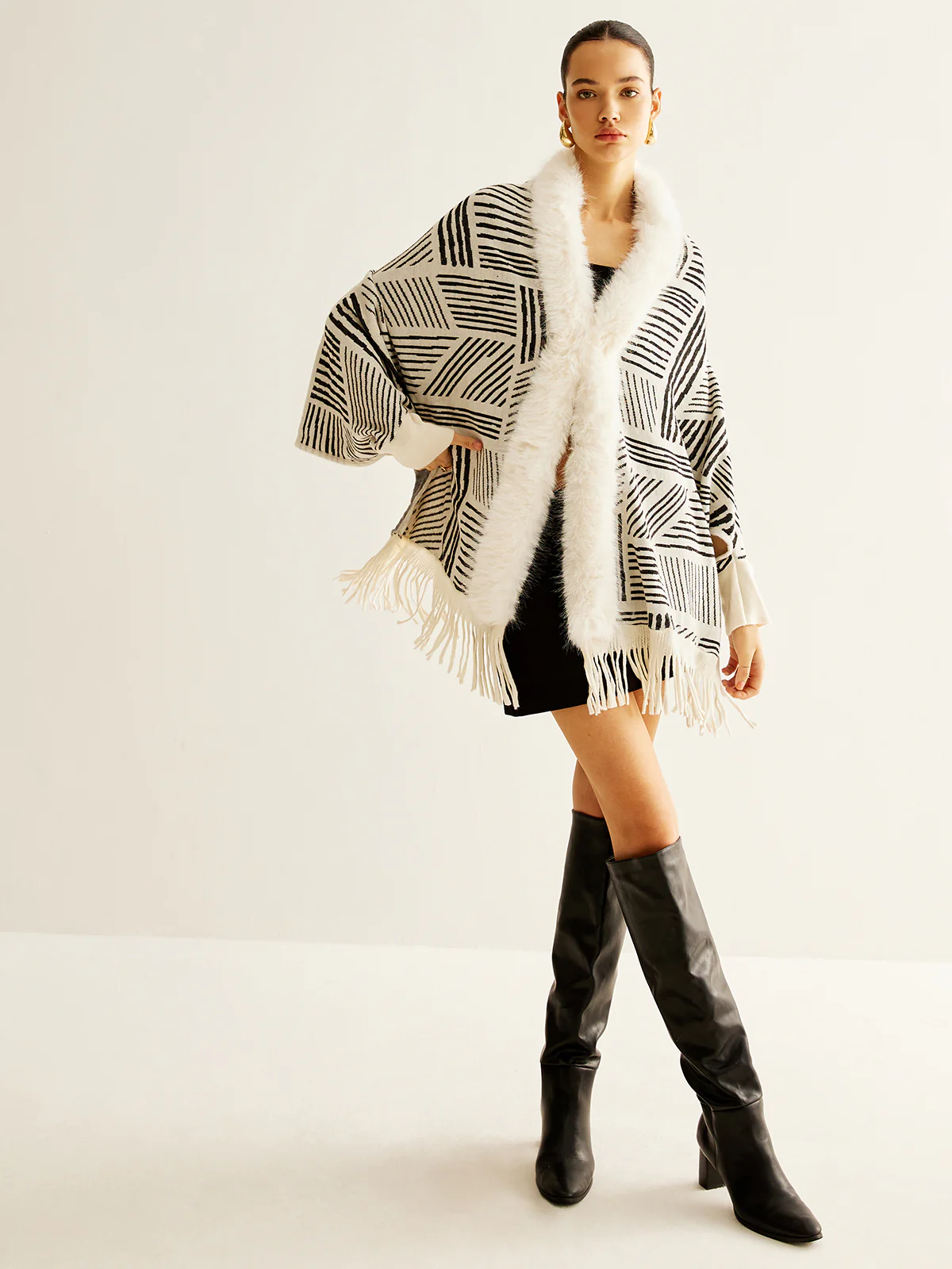 Geometric Striped Tassel Knit Minky Shawl - Image 7