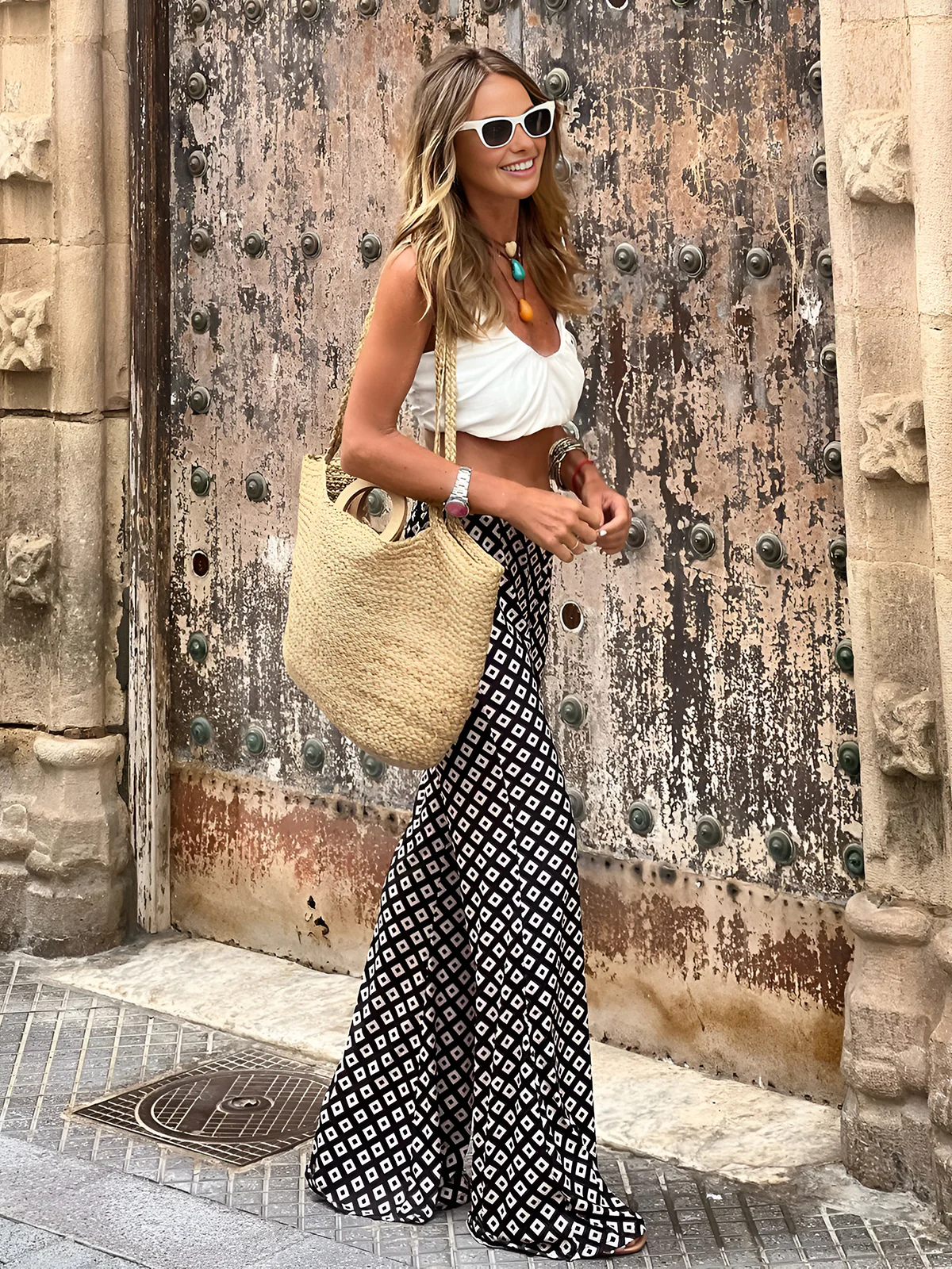 Geometrical Print Flare Pants - Image 4