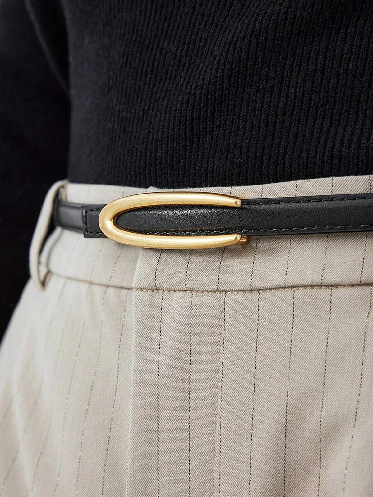 Gold Oval Buckle PU Leather Thin Belt - Image 4