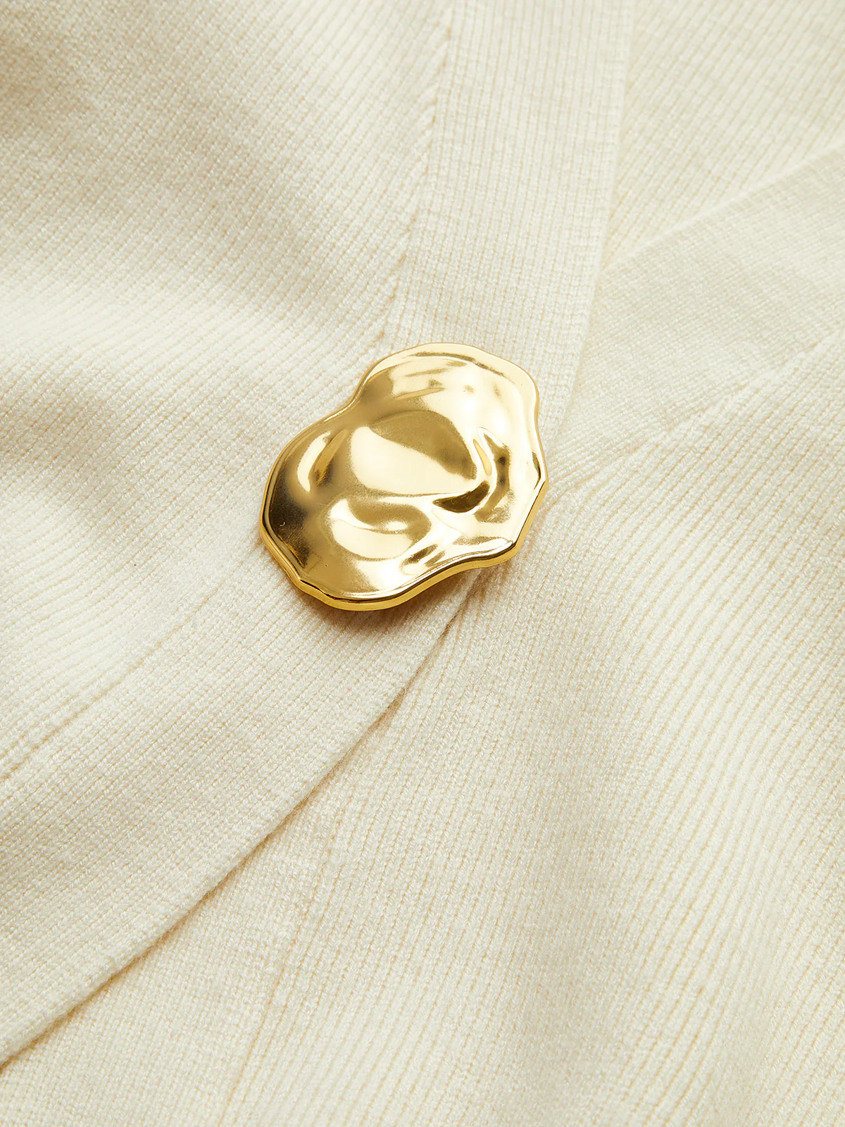 Golden Button Plain Cardigan - Image 9