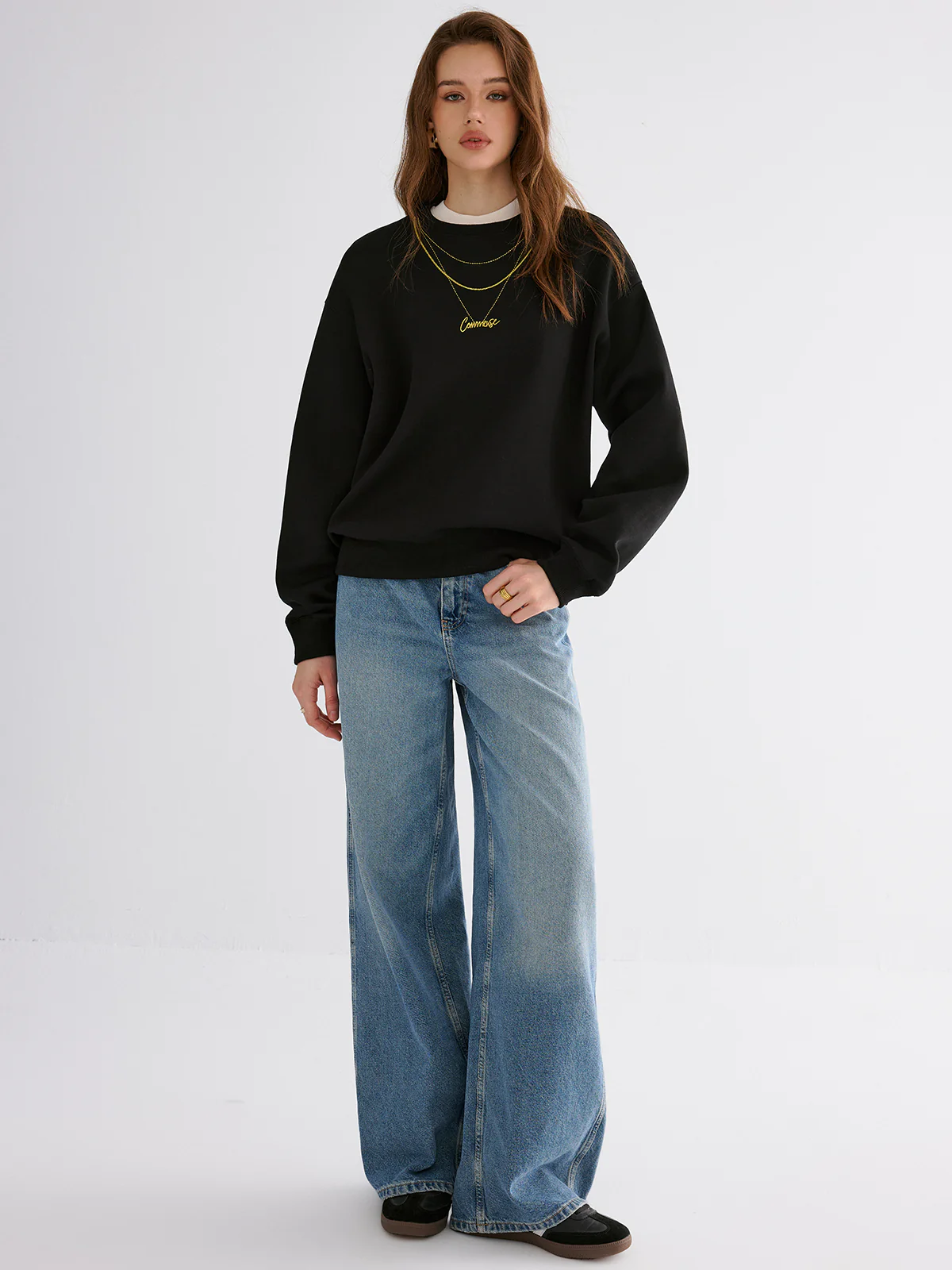 Golden Chain Embroidery Sweatshirt - Image 5