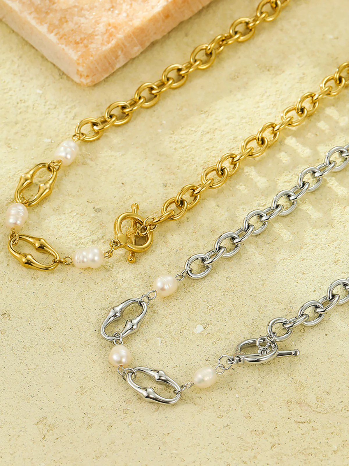Golden Chain Pearl Necklace - Image 4