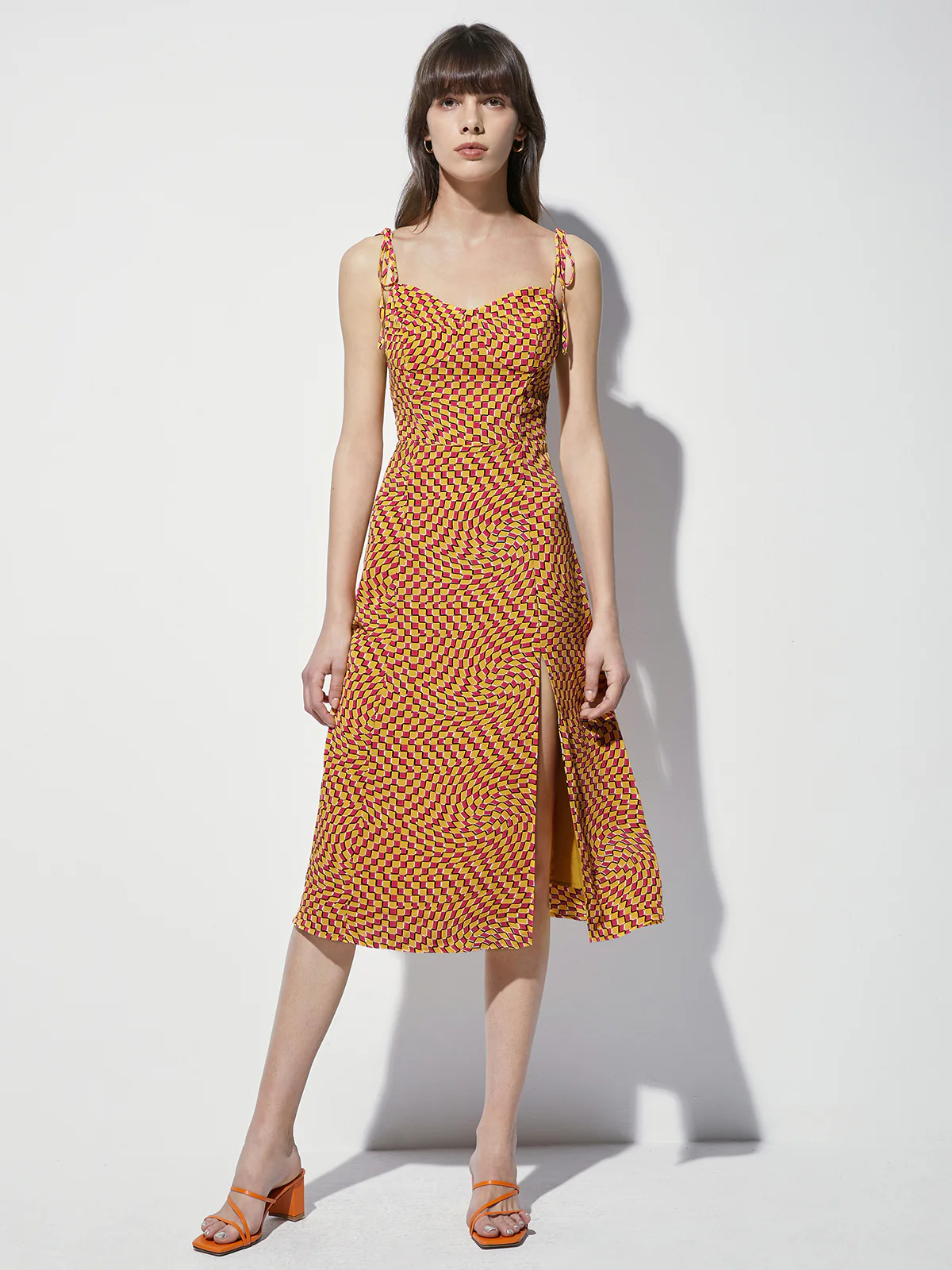Groovy Contour Sleeveless Off The Shoulder Midi Dress - Image 4