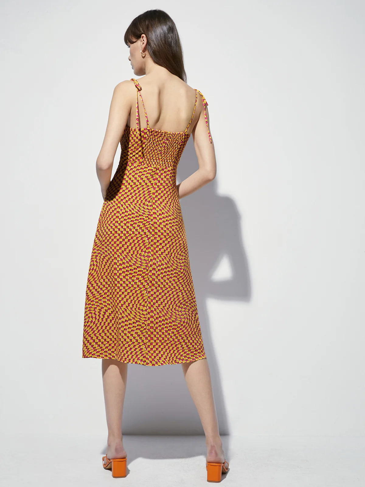 Groovy Contour Sleeveless Off The Shoulder Midi Dress - Image 5