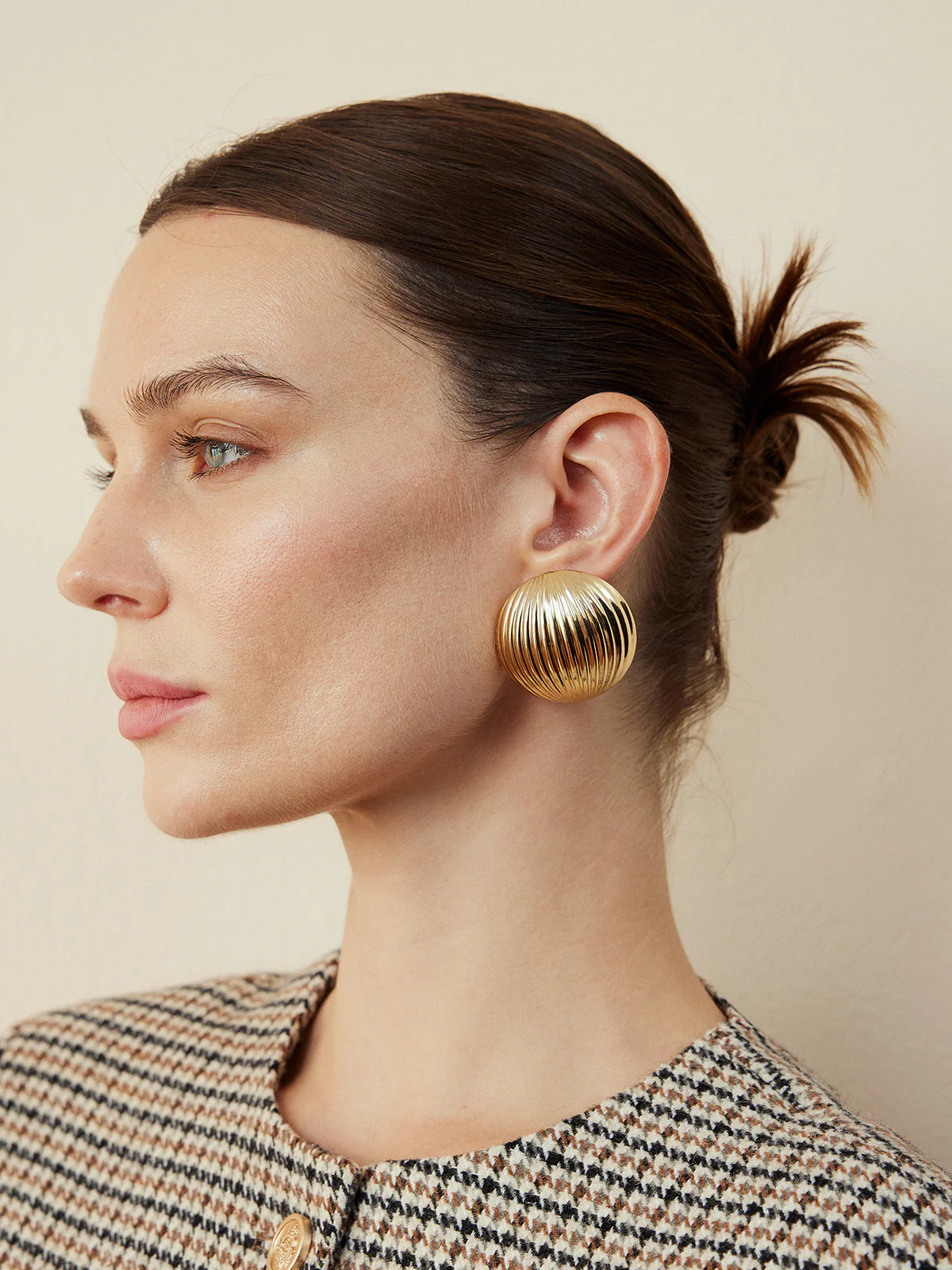Half-Ball Ripple Stud Earrings - Image 2