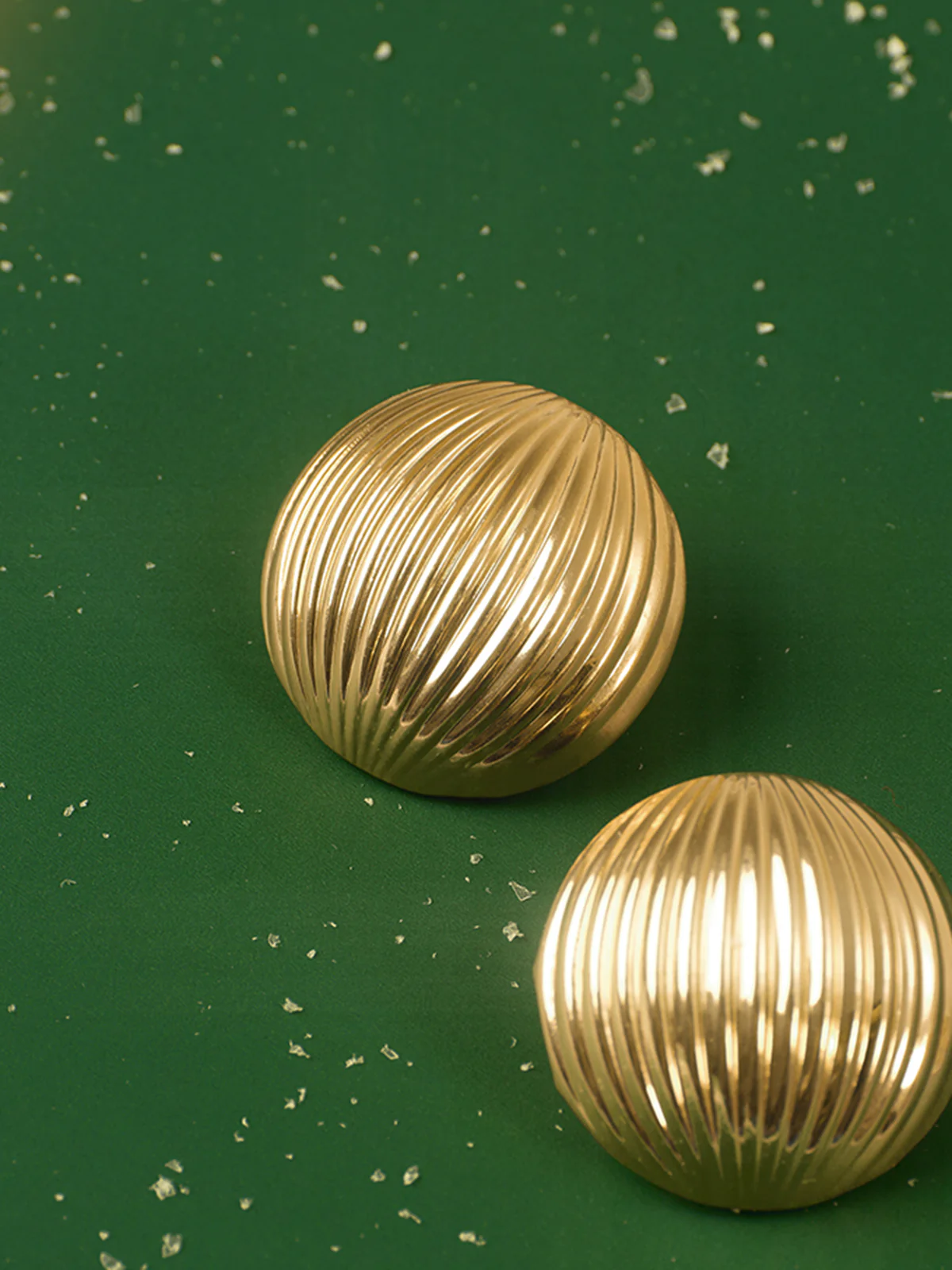 Half-Ball Ripple Stud Earrings - Image 3