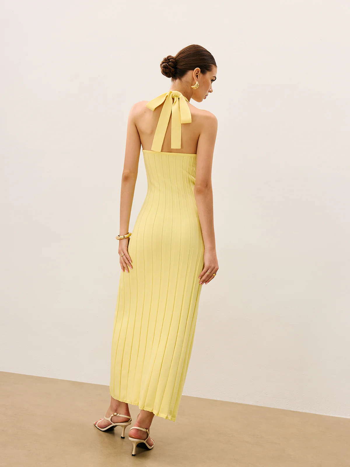 Halter Neck Ribbed Knit Dress - Image 3