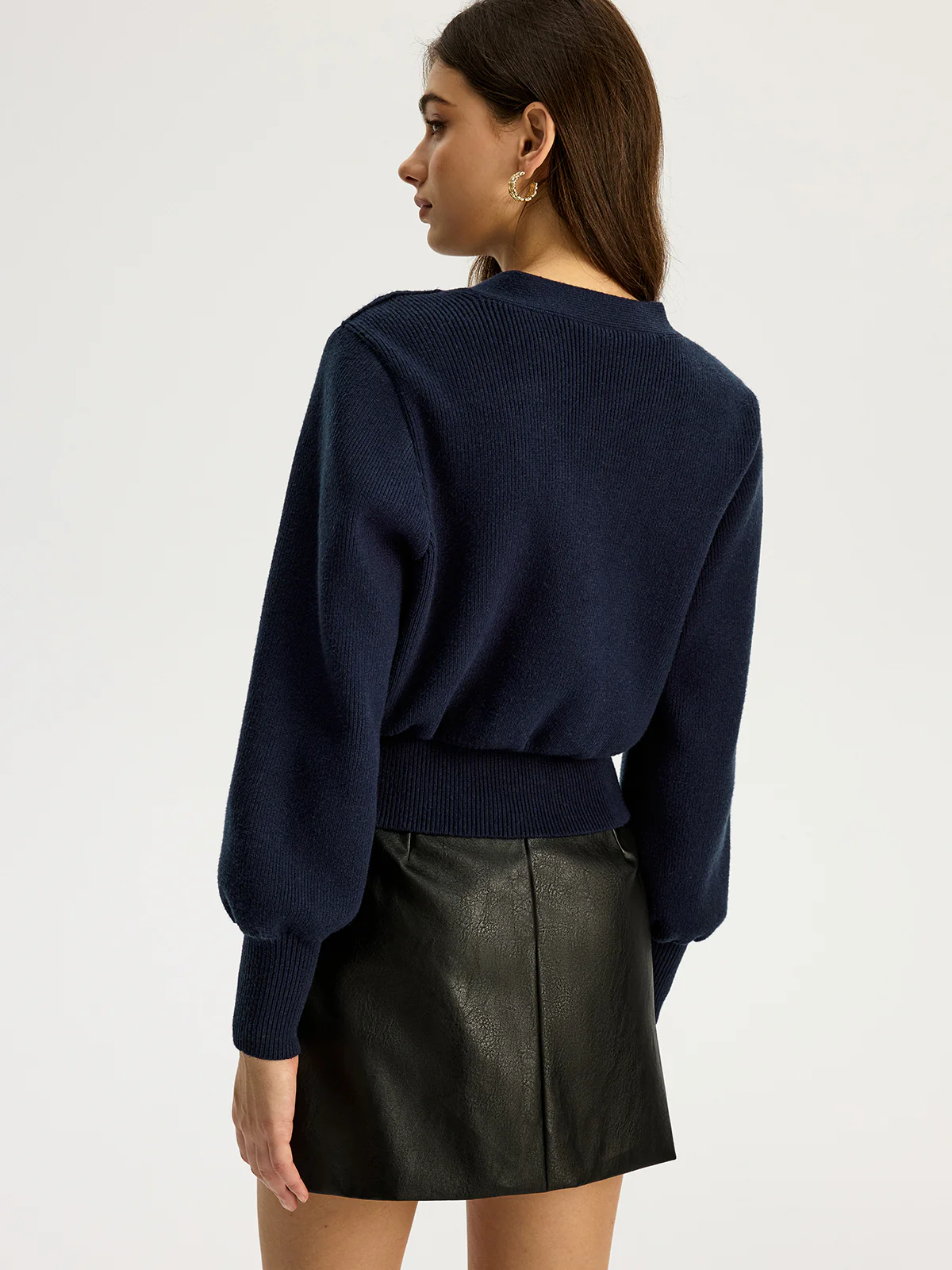 Heart Metal Detail V-Neck Sweater - Image 5