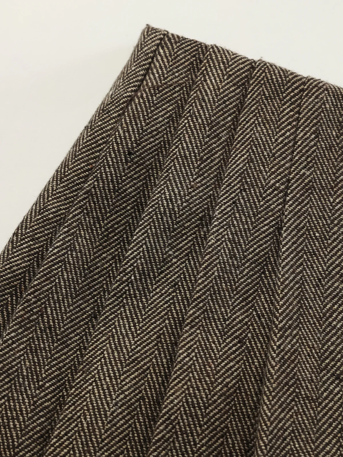 Herringbone Tweed Pleated Straight-Leg Pants - Image 5