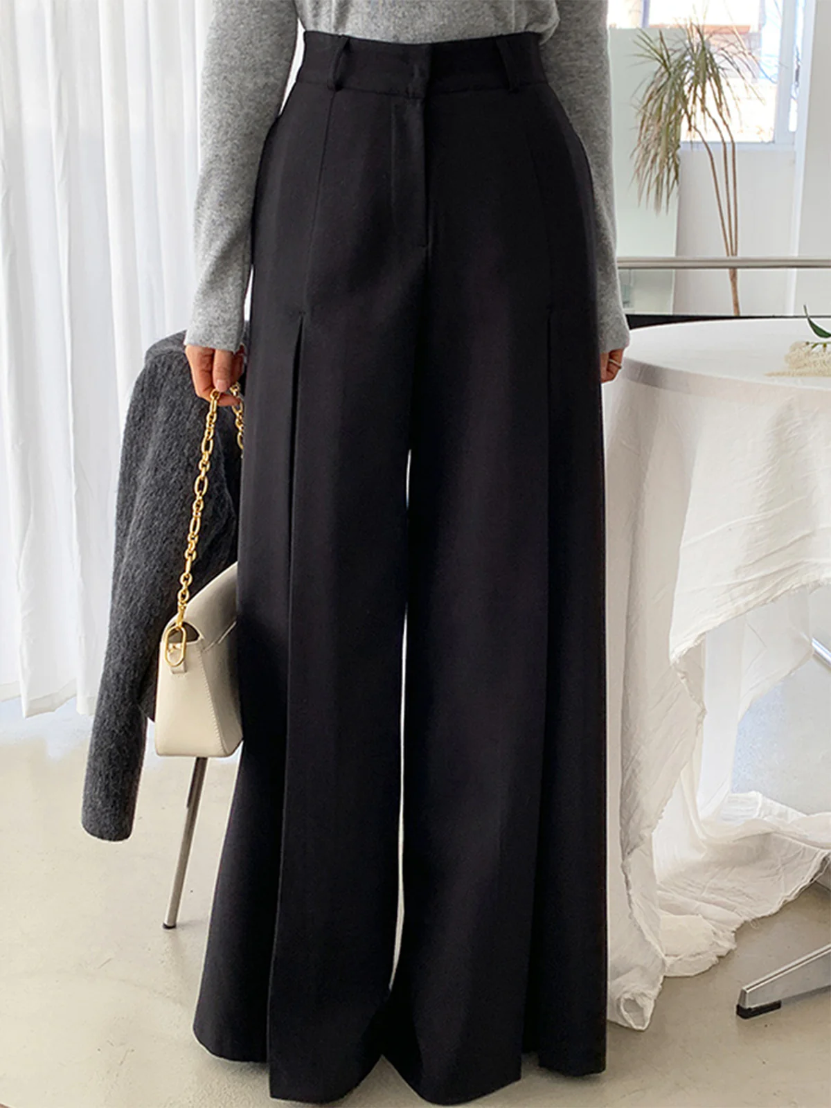 High-Waist Pleated Wide-Leg Pants - Image 3