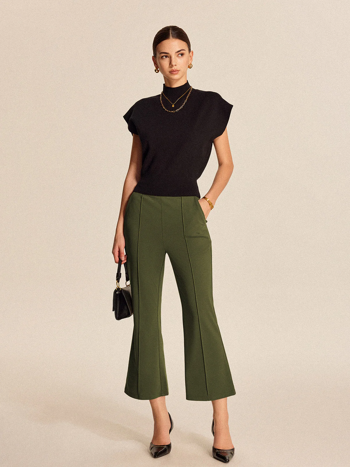 High-Waist Pocket Flared Cropped Pants - Image 3