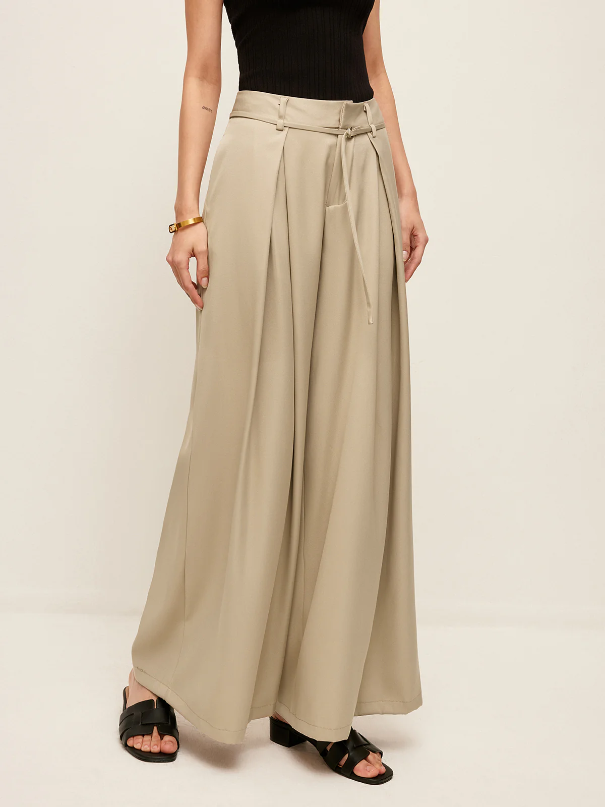 High-Waist Pockets Belted Pants - Image 4