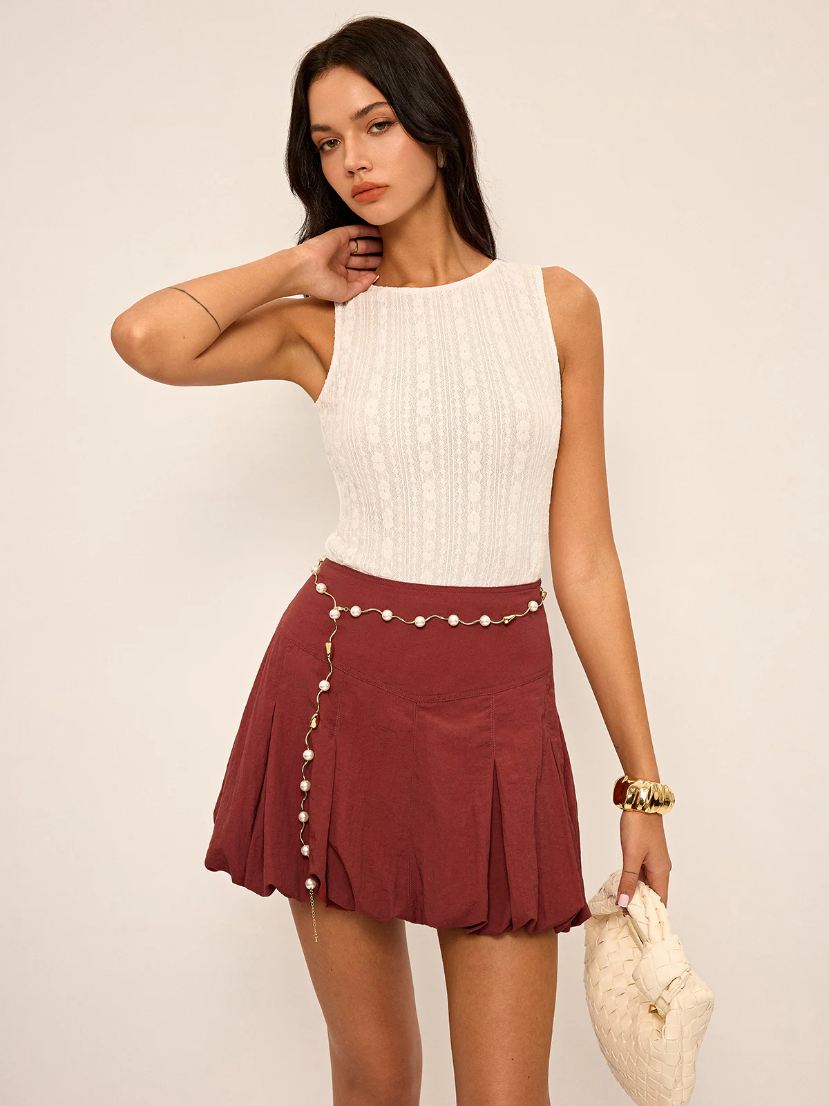 Mid-Waisted Pleated Bubble Hem Mini Skirt - Image 4