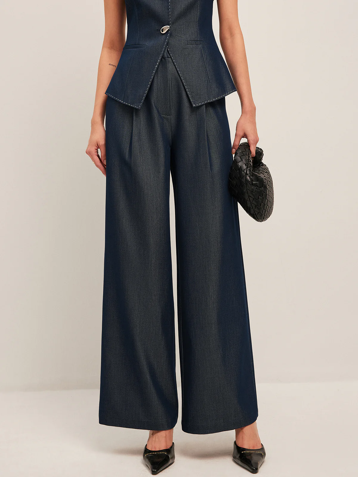 High-Waisted Pleated Wide-Leg Pants - Image 2