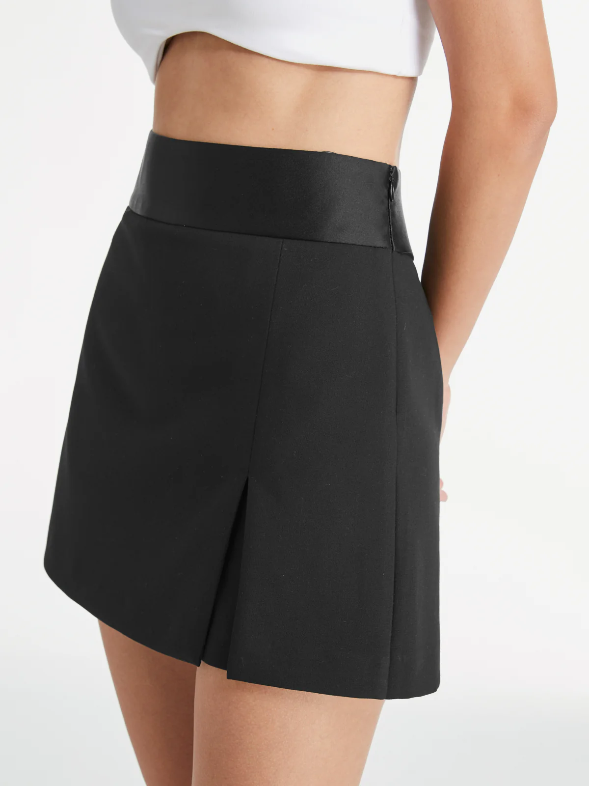 High Waisted Satin Band Mini Skort - Image 3