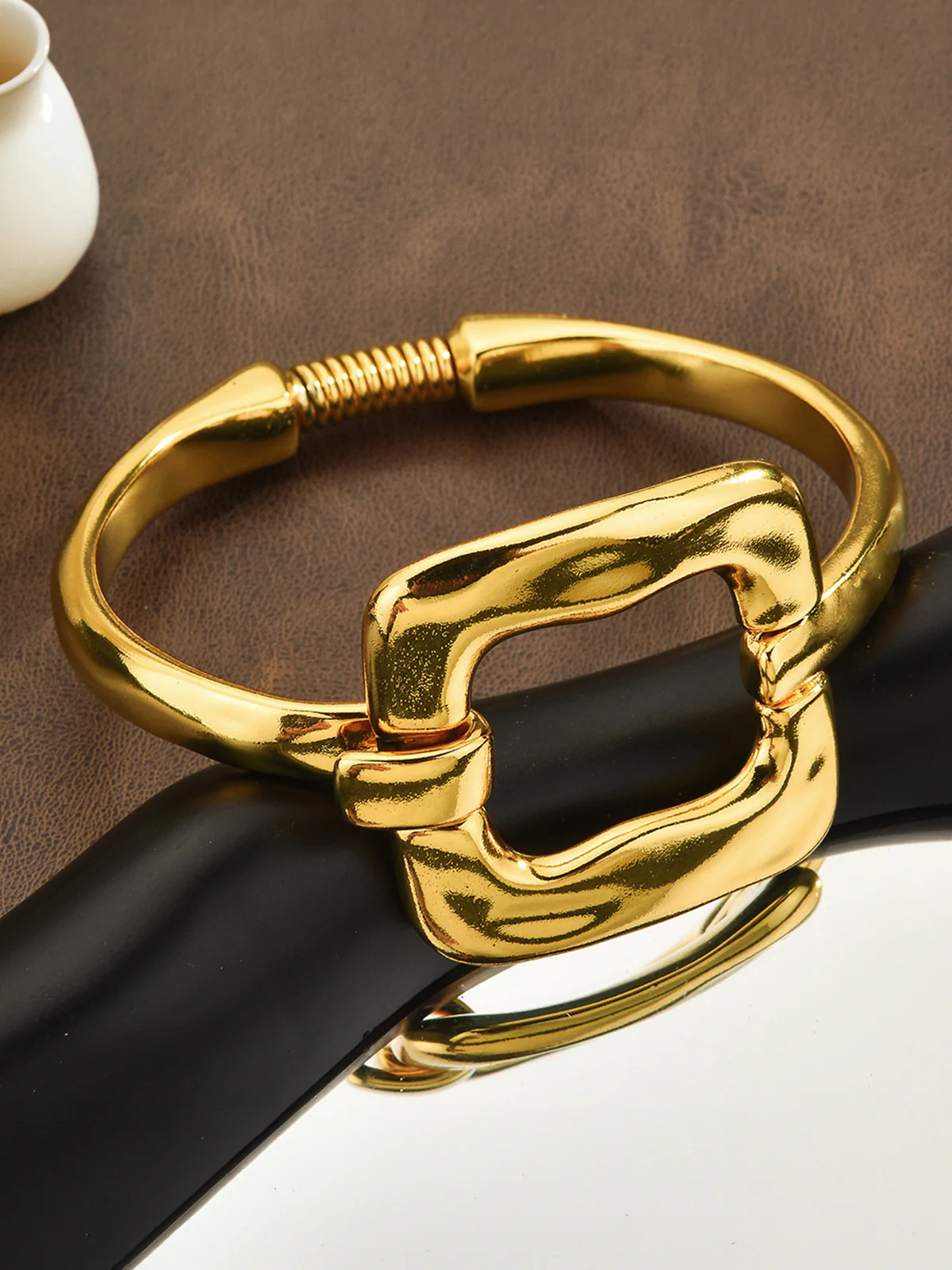 Hollow Square Spring Hinged Bangle Bracelet - Image 3