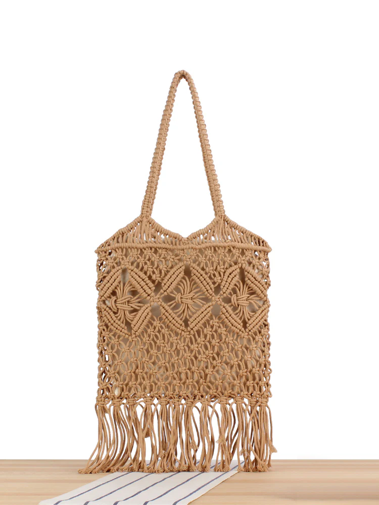 Hollow Straw Tassel Detail Bag - Image 2