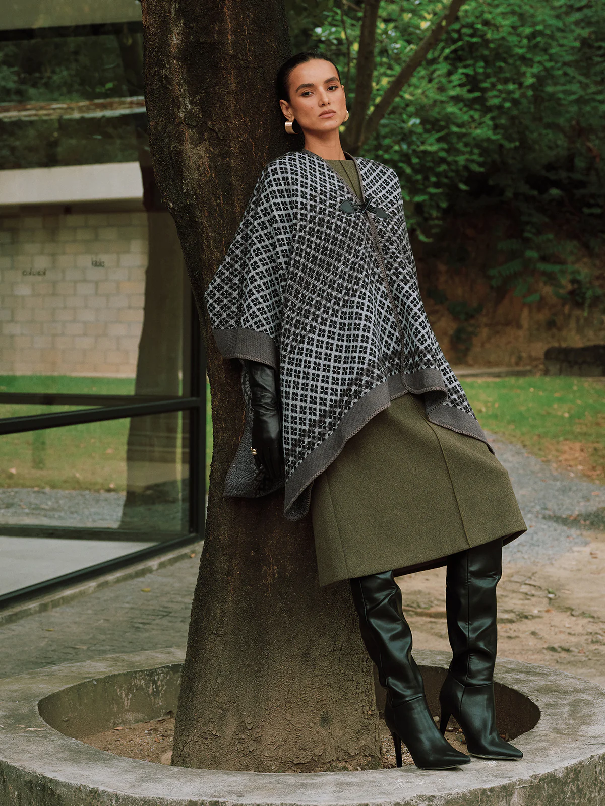 Horn Button Checked Knit Poncho - Image 5